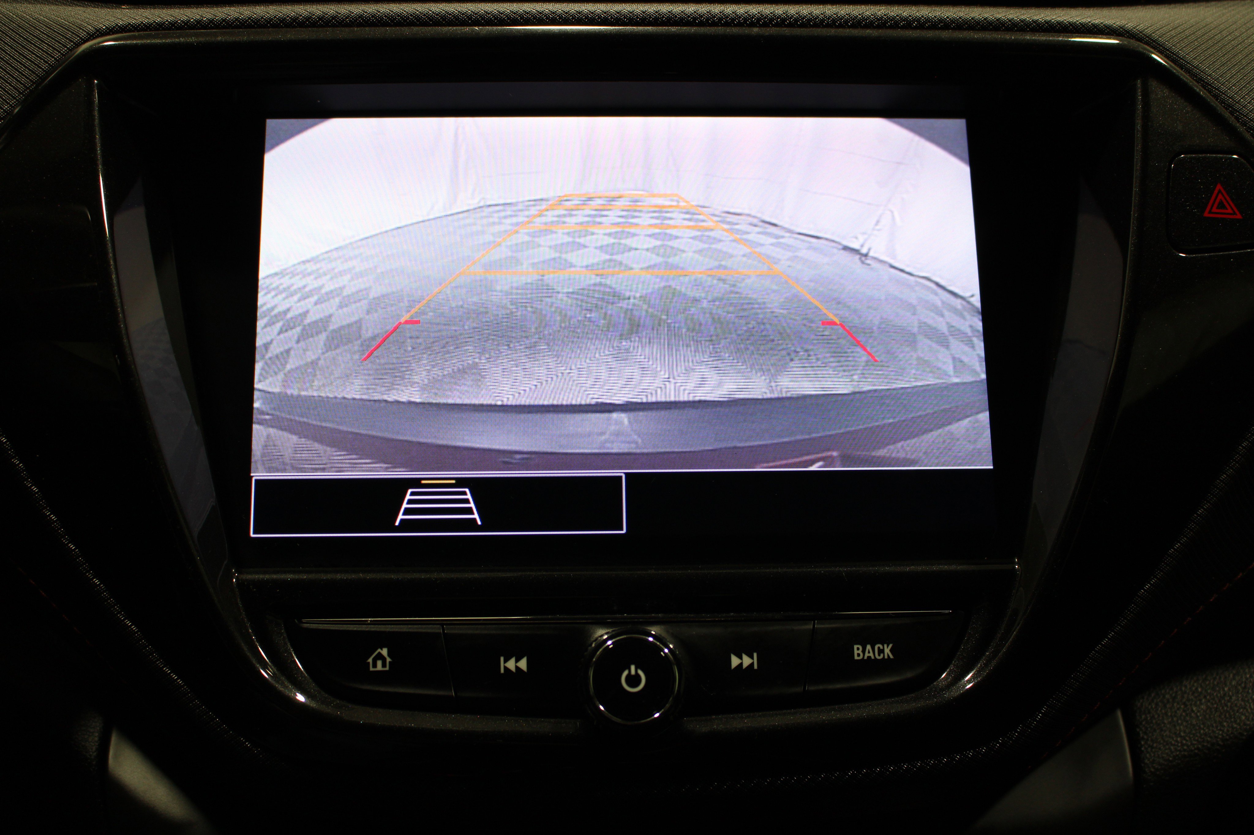 Used 2022 Chevrolet TrailBlazer RS w/ Sun and Liftgate Package image 16