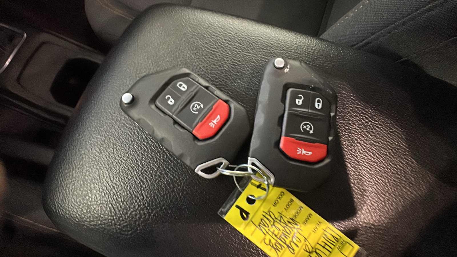 Used 2024 Jeep Wrangler Unlimited w/ Convenience Group AWD/4WD image 24