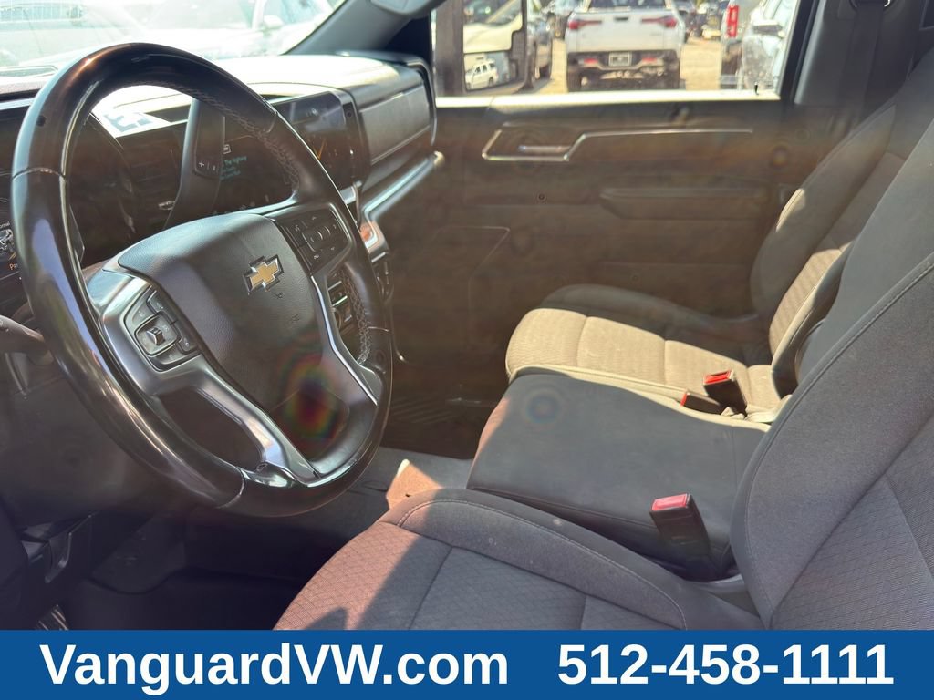 Used 2024 Chevrolet Silverado 2500 LT AWD/4WD image 12