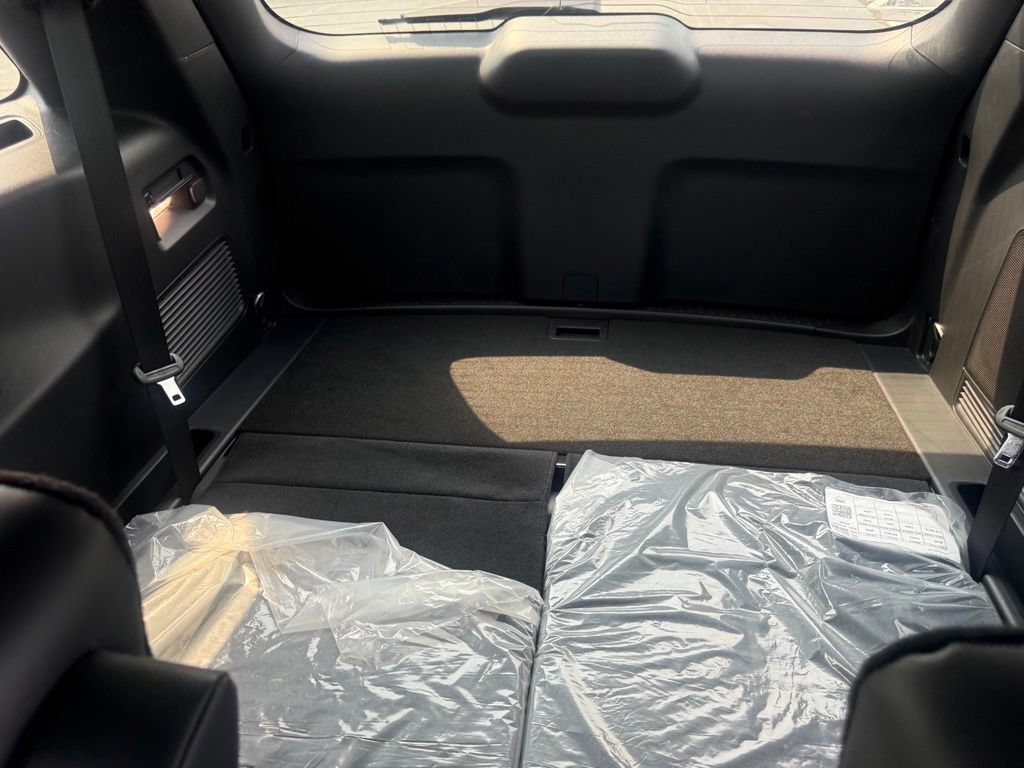 New 2026 Ford Explorer ST-Line AWD/4WD image 40