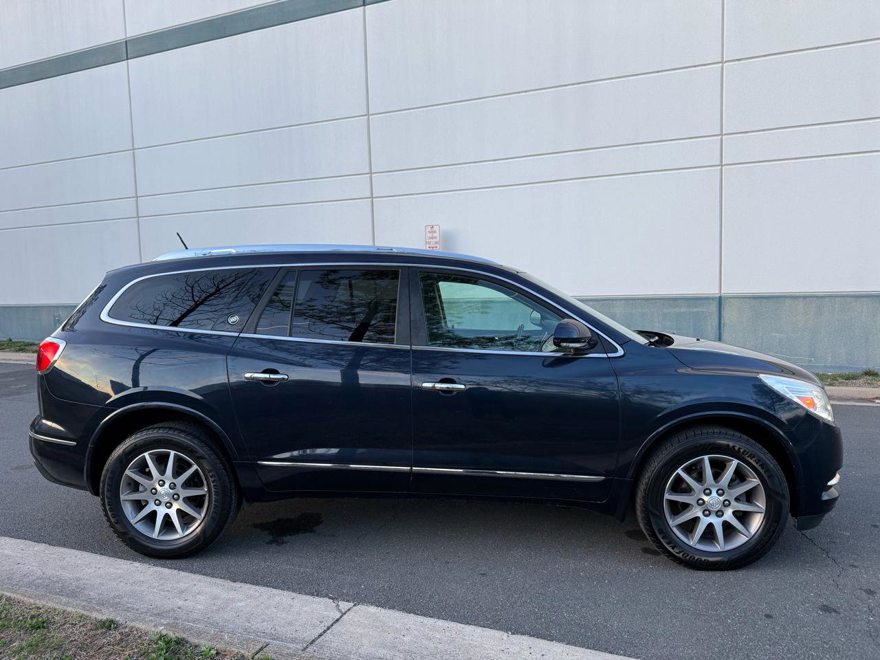 Used 2016 Buick Enclave Leather image 8