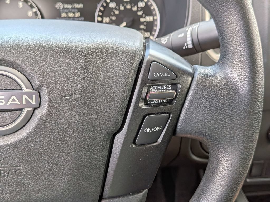 Used 2024 Nissan Frontier SV RWD image 23