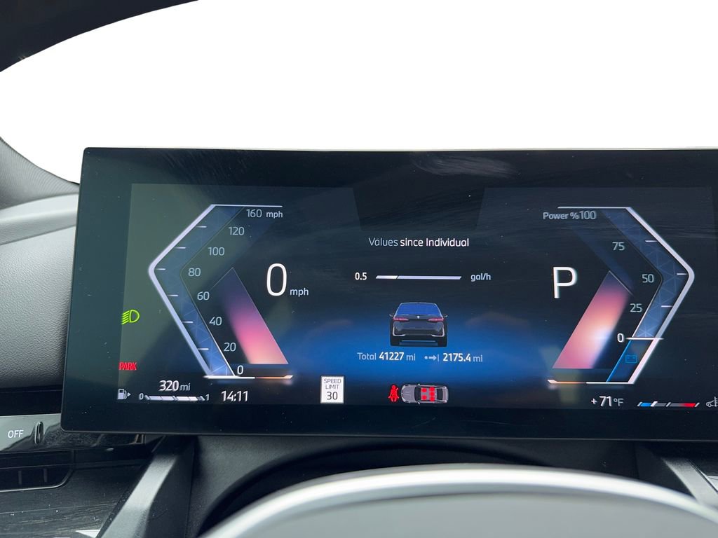 Used 2024 BMW 530i image 27