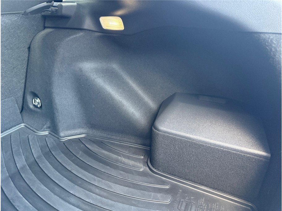 Used 2023 Toyota Prius LE image 41