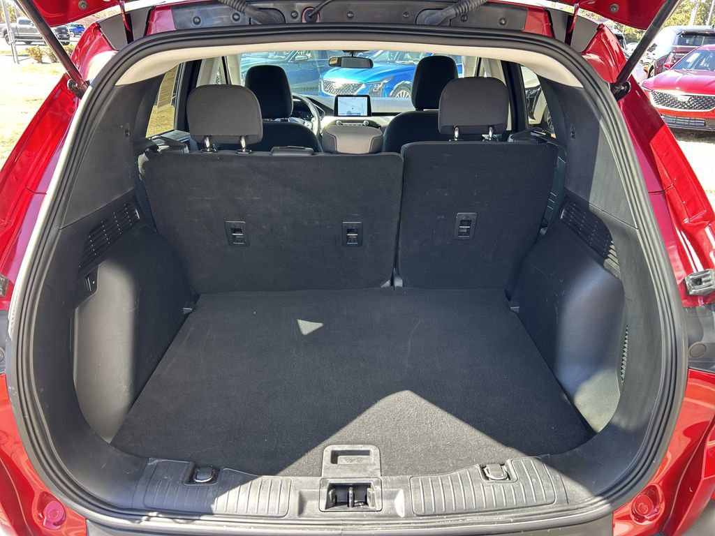 Used 2022 Ford Escape SE w/ Cold Weather Package image 11