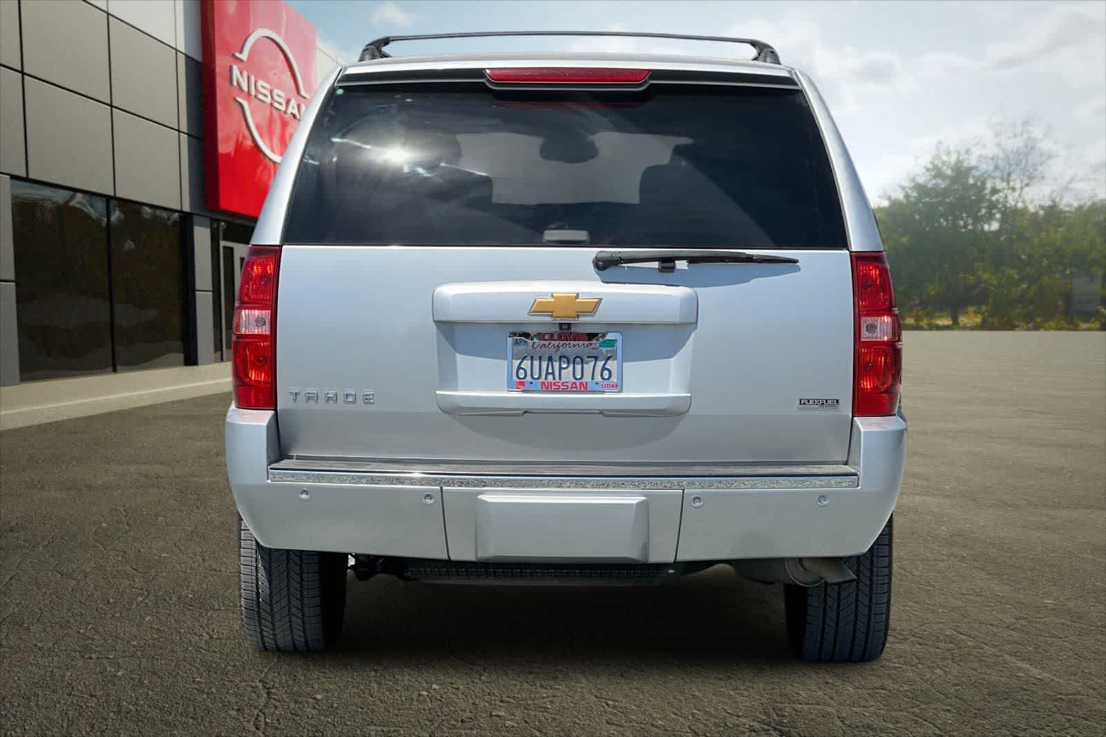 Used 2012 Chevrolet Tahoe LTZ AWD/4WD image 8