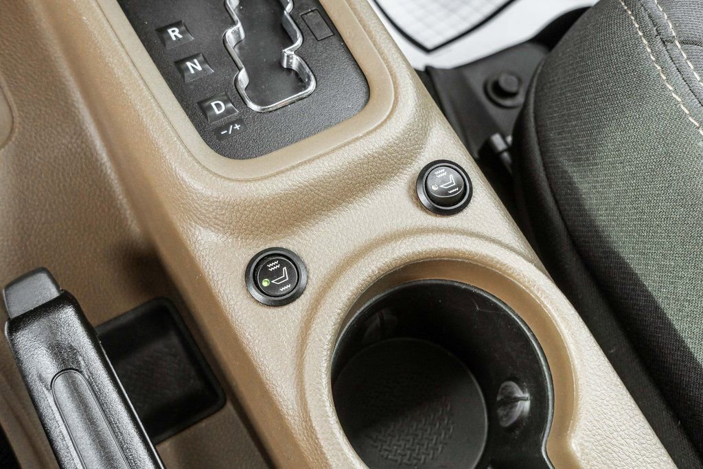 Used 2018 Jeep Wrangler Unlimited Sahara image 19