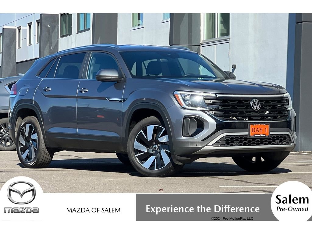 Used 2024 Volkswagen Atlas Cross Sport SE image 1
