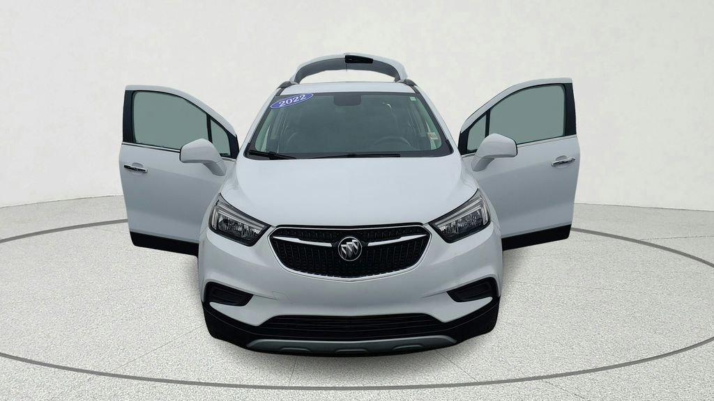Used 2022 Buick Encore Preferred w/ Safety Package image 9