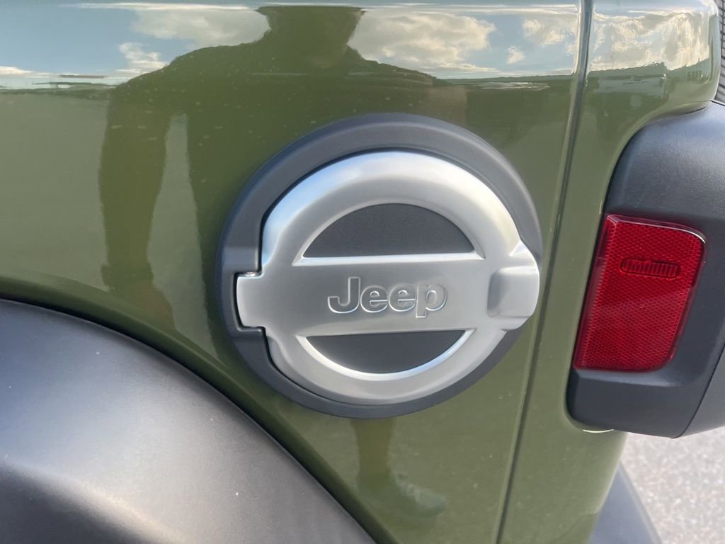 Certified 2020 Jeep Wrangler Sport AWD/4WD image 35