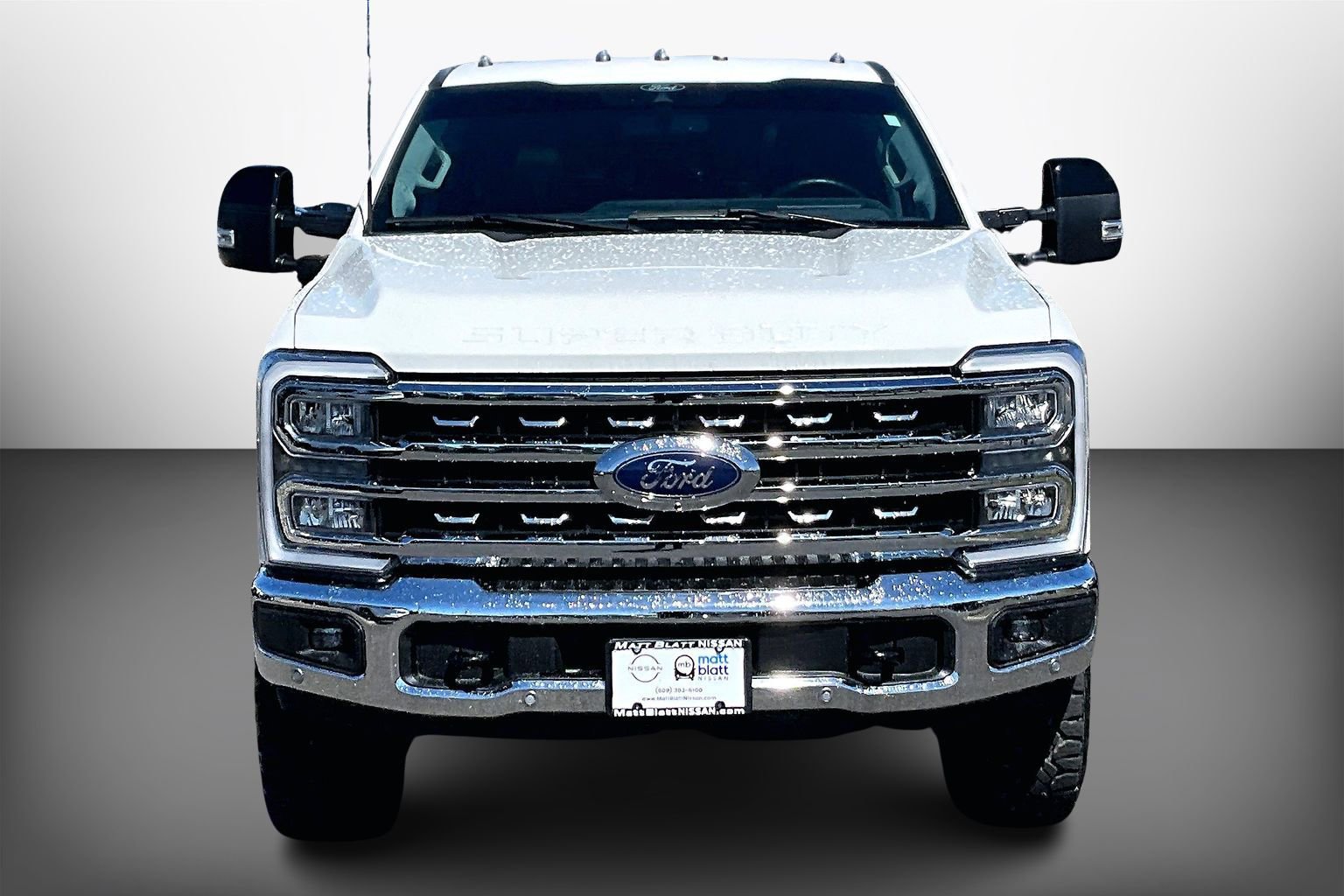 Used 2024 Ford F250 Lariat w/ Lariat Ultimate Package AWD/4WD image 2