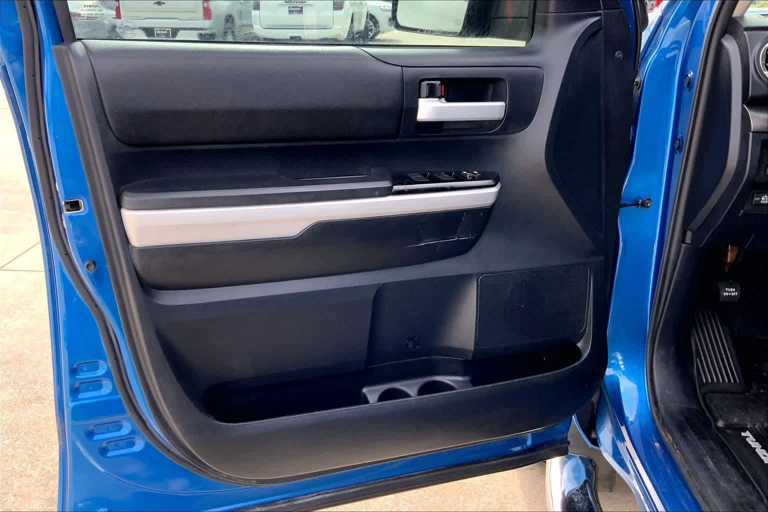 Used 2018 Toyota Tundra SR5 w/ SR5 Upgrade Package RWD image 21