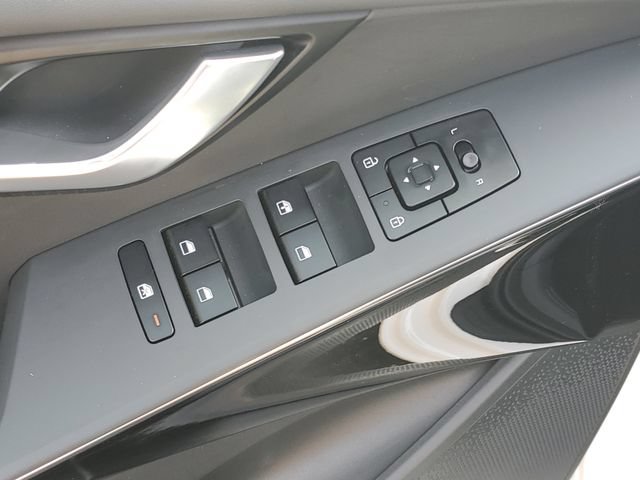 Certified 2024 Kia Niro EX FWD image 15