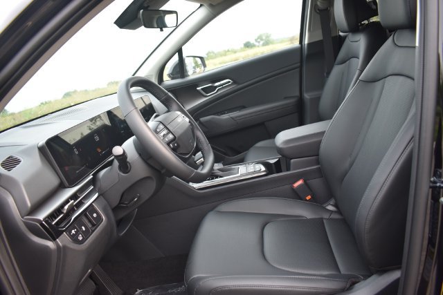 New 2026 Kia Sportage EX AWD/4WD image 23