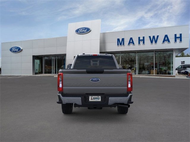 New 2026 Ford F250 XLT w/ FX4 Off-Road Package image 5