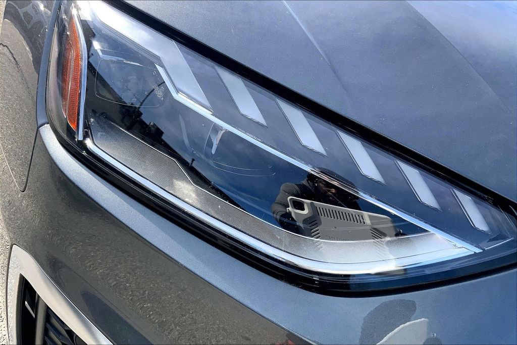 Certified 2023 Audi A4 2.0T Premium Plus w/ Premium Plus Package image 27
