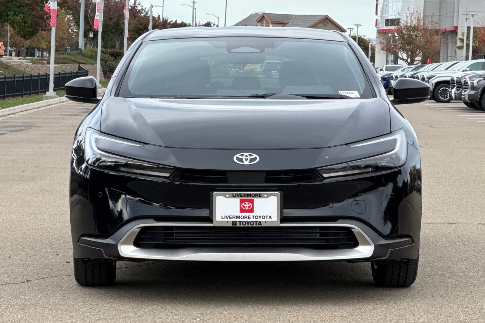 New 2026 Toyota Prius Plug-In Hybrid FWD image 8