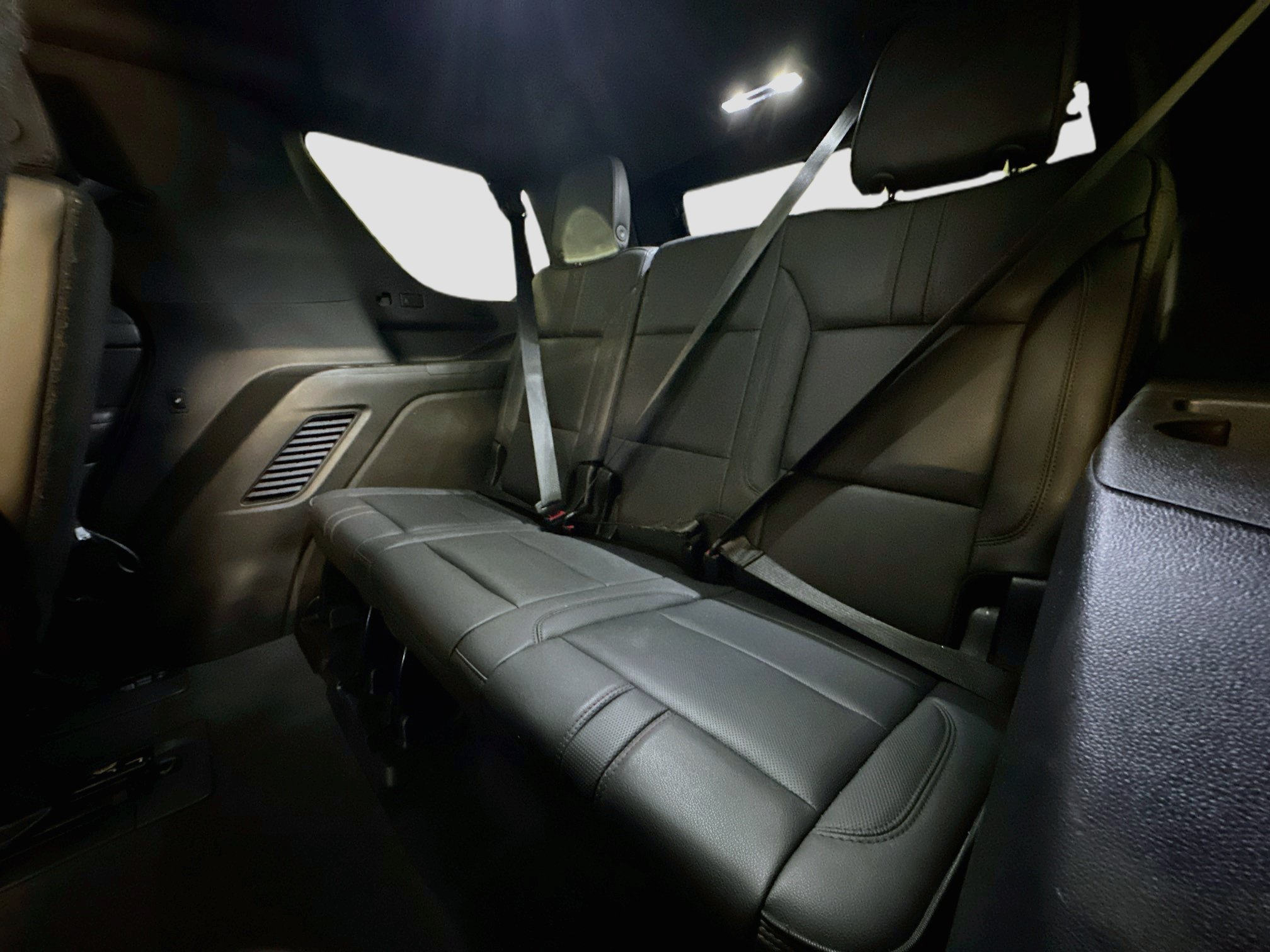 Used 2024 Chevrolet Tahoe RST w/ RST Performance Edition AWD/4WD image 30