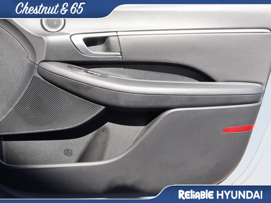 Certified 2025 Hyundai Sonata SEL FWD image 8
