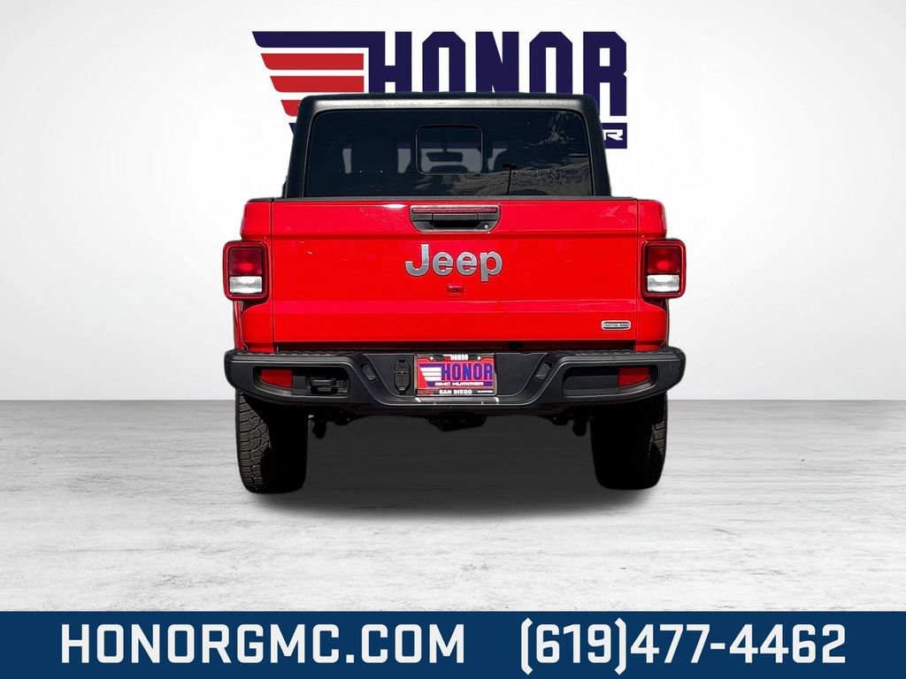 Used 2023 Jeep Gladiator Overland image 4