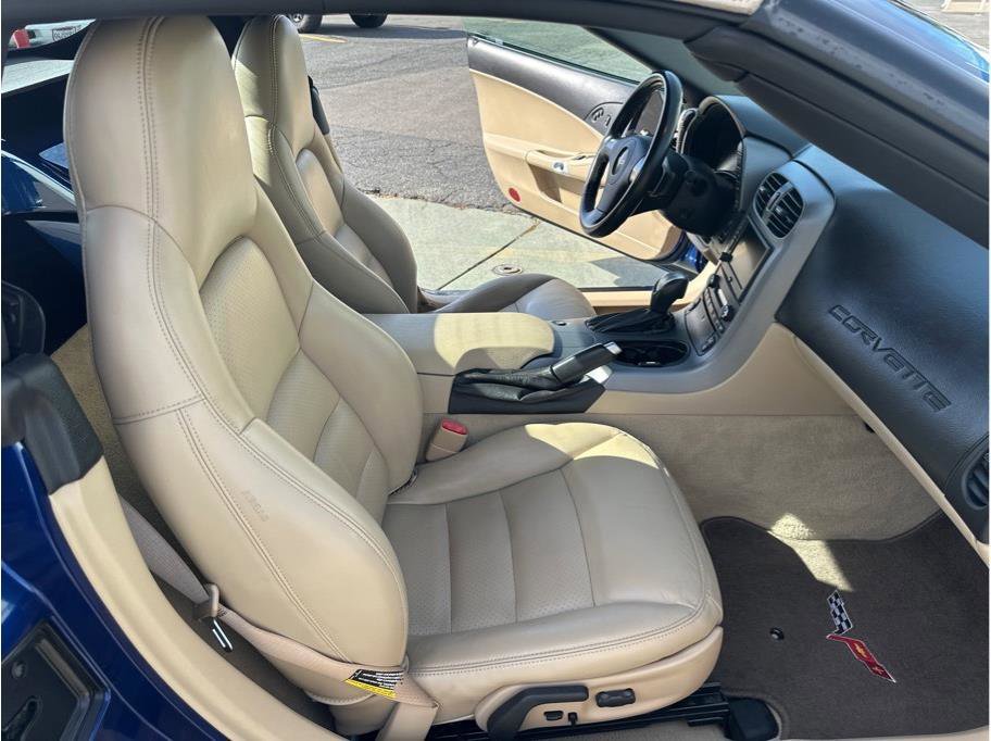 Used 2006 Chevrolet Corvette Convertible w/ Preferred Equipment Group image 23