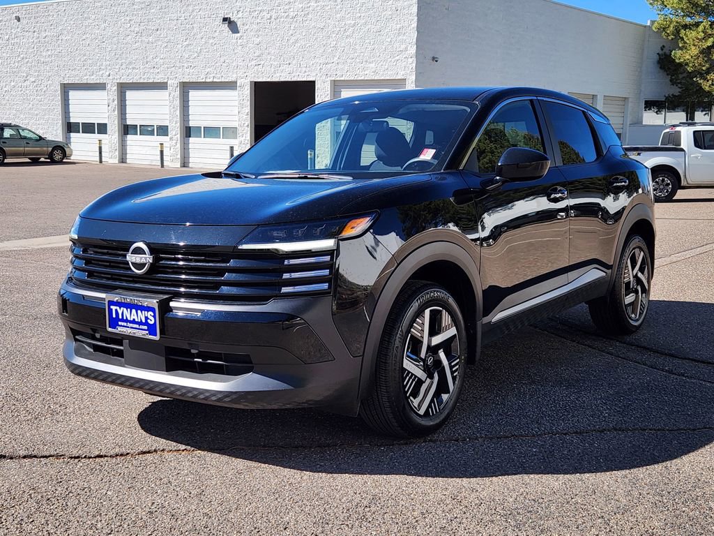 Used 2025 Nissan Kicks SV image 6