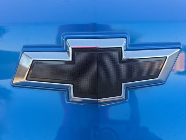 Used 2023 Chevrolet Bolt LT w/ Infotainment Package FWD image 29