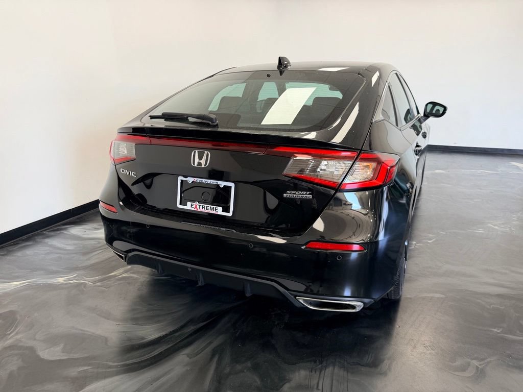 Used 2022 Honda Civic Sport Touring image 5
