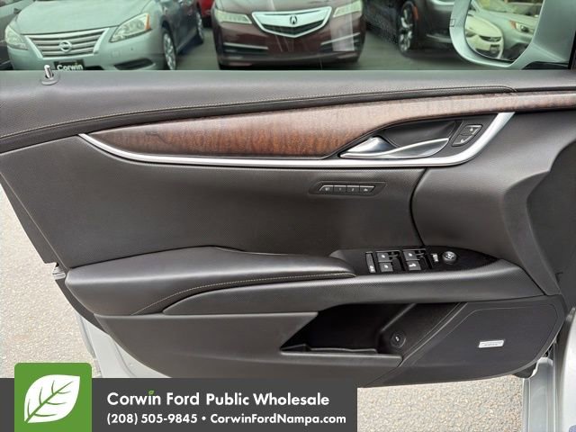 Used 2018 Cadillac XTS Luxury image 13