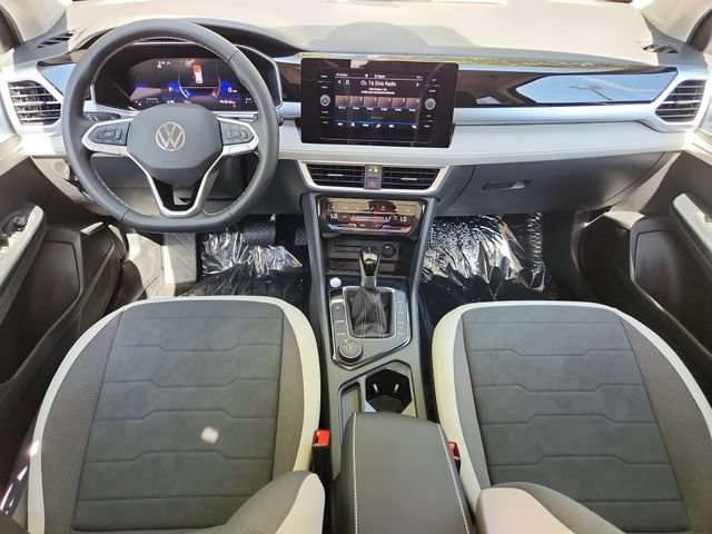 New 2026 Volkswagen Taos SE AWD/4WD image 24