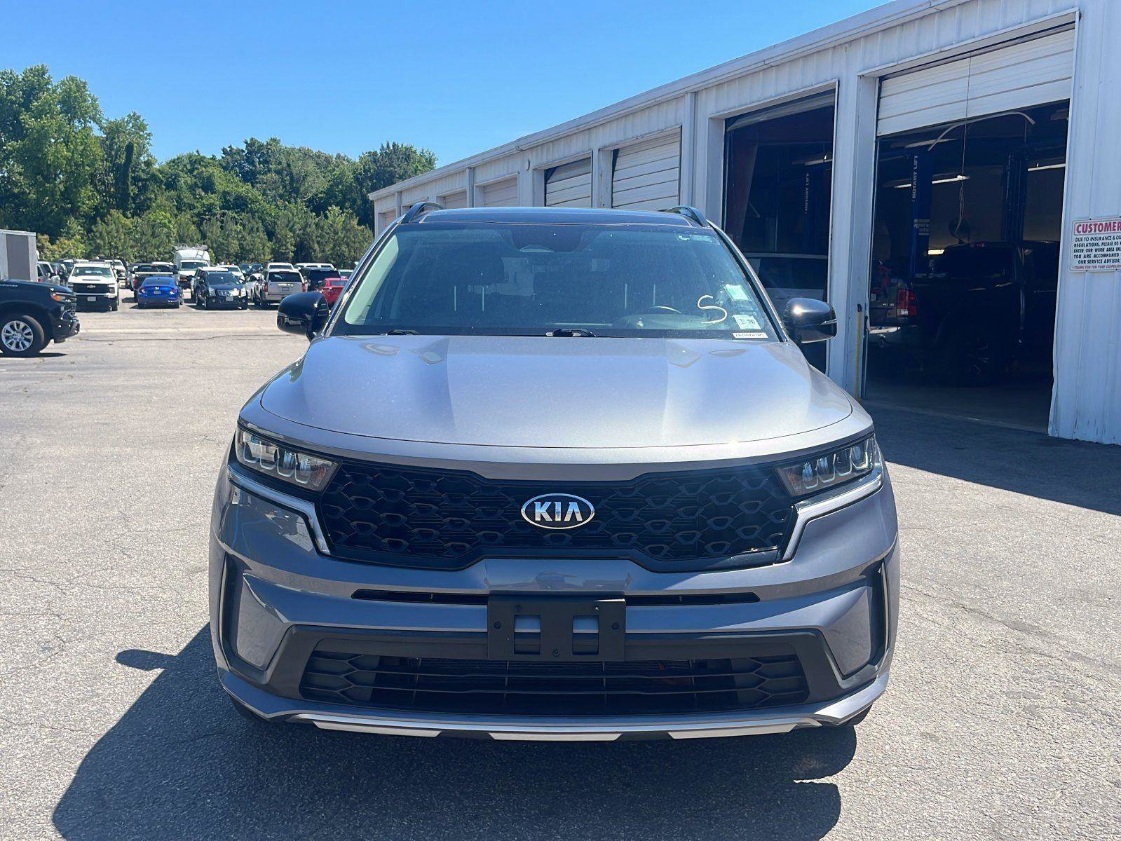 Used 2021 Kia Sorento S w/ Panoramic Sunroof Package FWD image 8