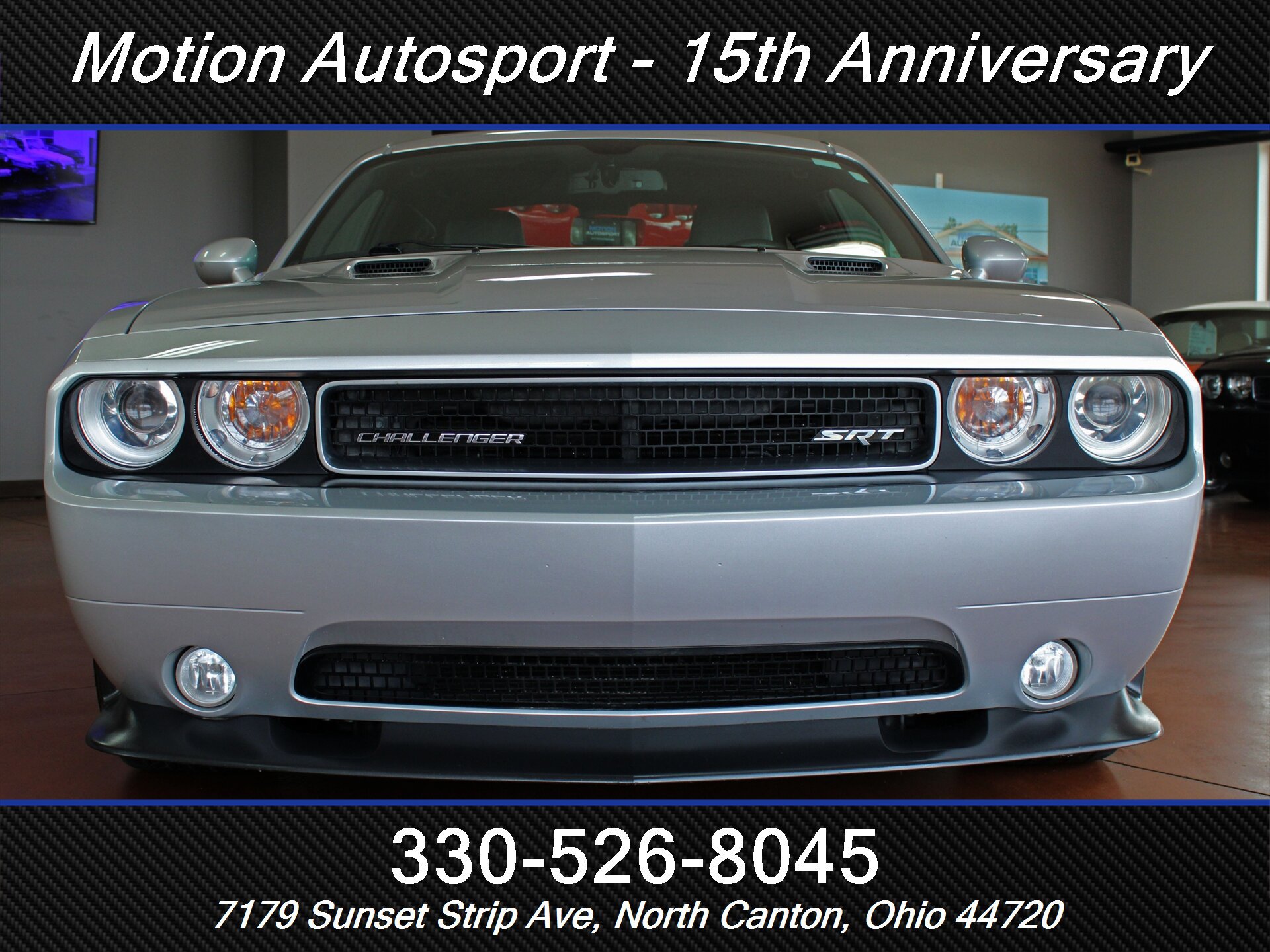 Used 2012 Dodge Challenger SRT8 RWD image 3