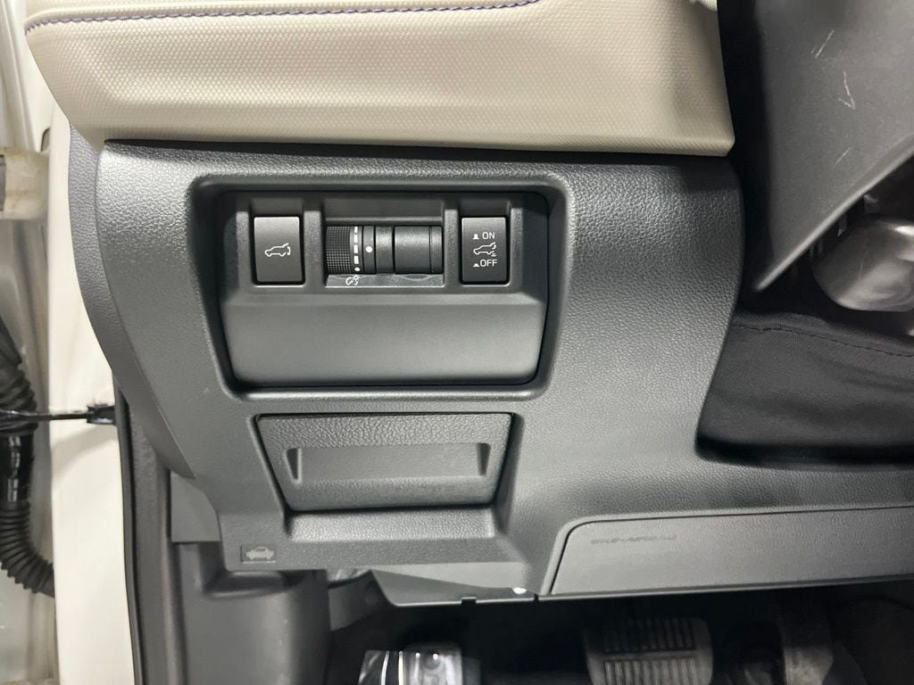 Used 2026 Subaru Forester Limited AWD/4WD image 15