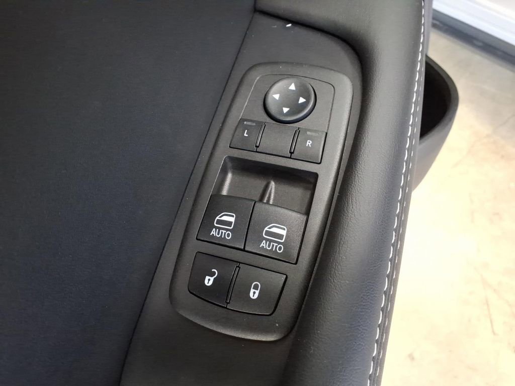 Used 2023 Dodge Challenger SRT Hellcat image 24