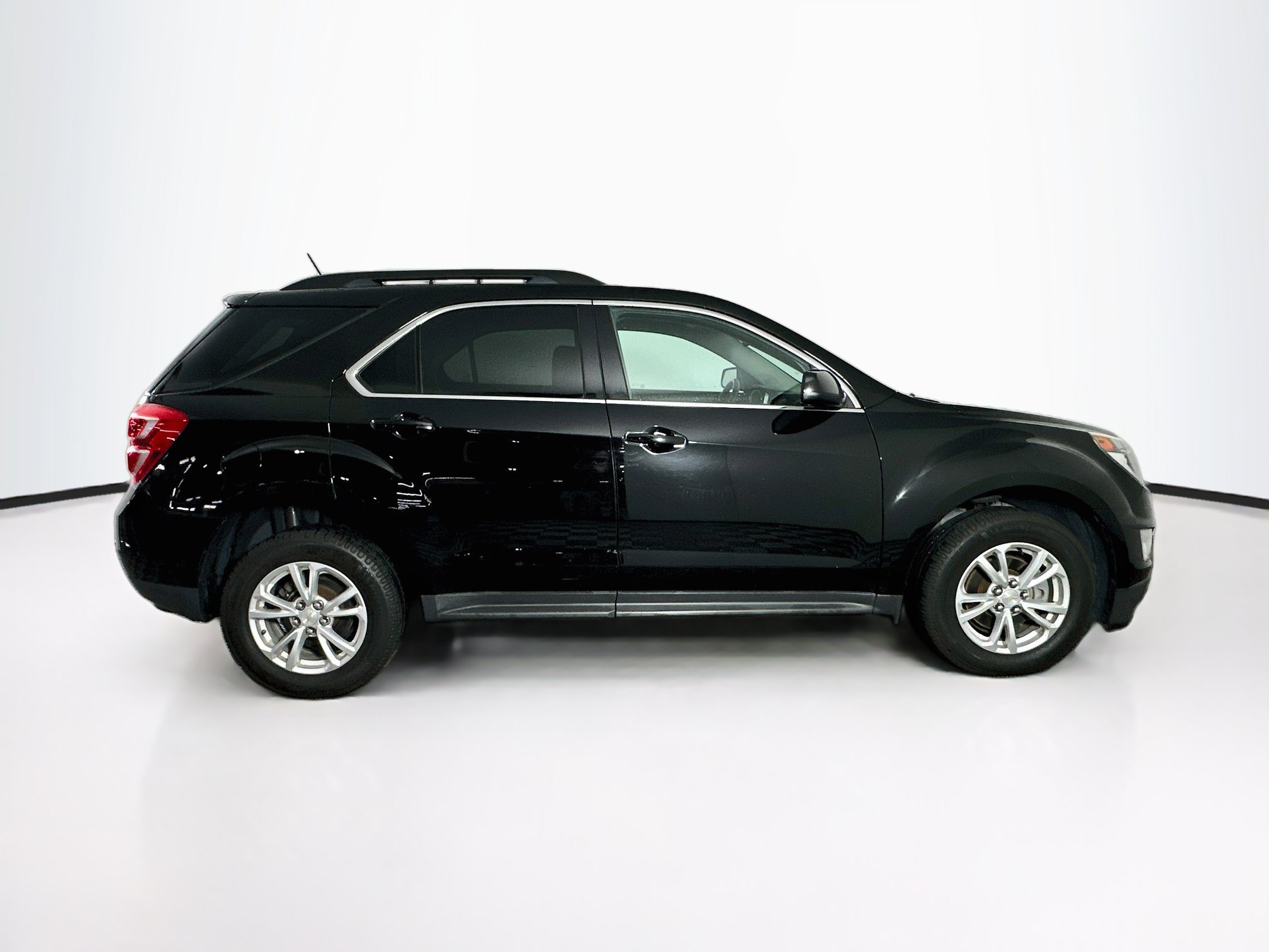 Used 2017 Chevrolet Equinox LT w/ Convenience Package FWD image 10