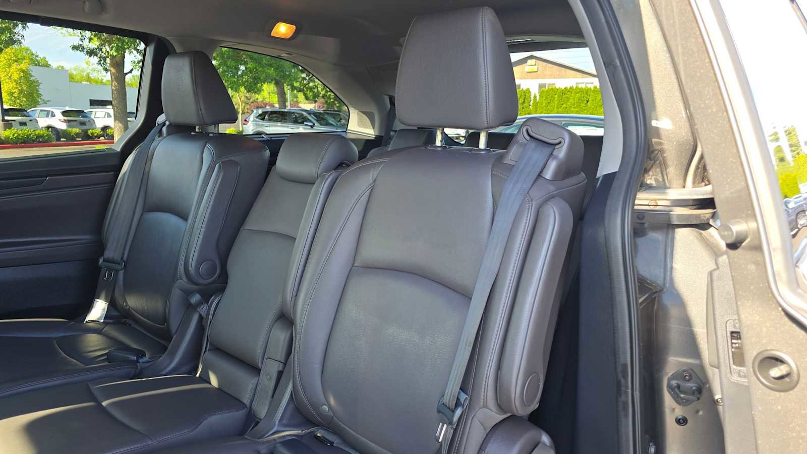 Used 2019 Honda Odyssey Elite image 16