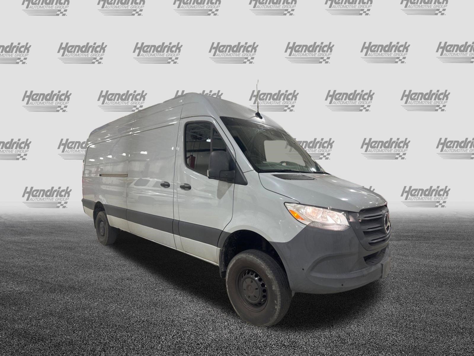 Used 2023 Mercedes-Benz Sprinter 2500 image 46
