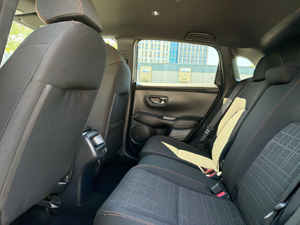 Used 2024 Honda HR-V Sport image 19