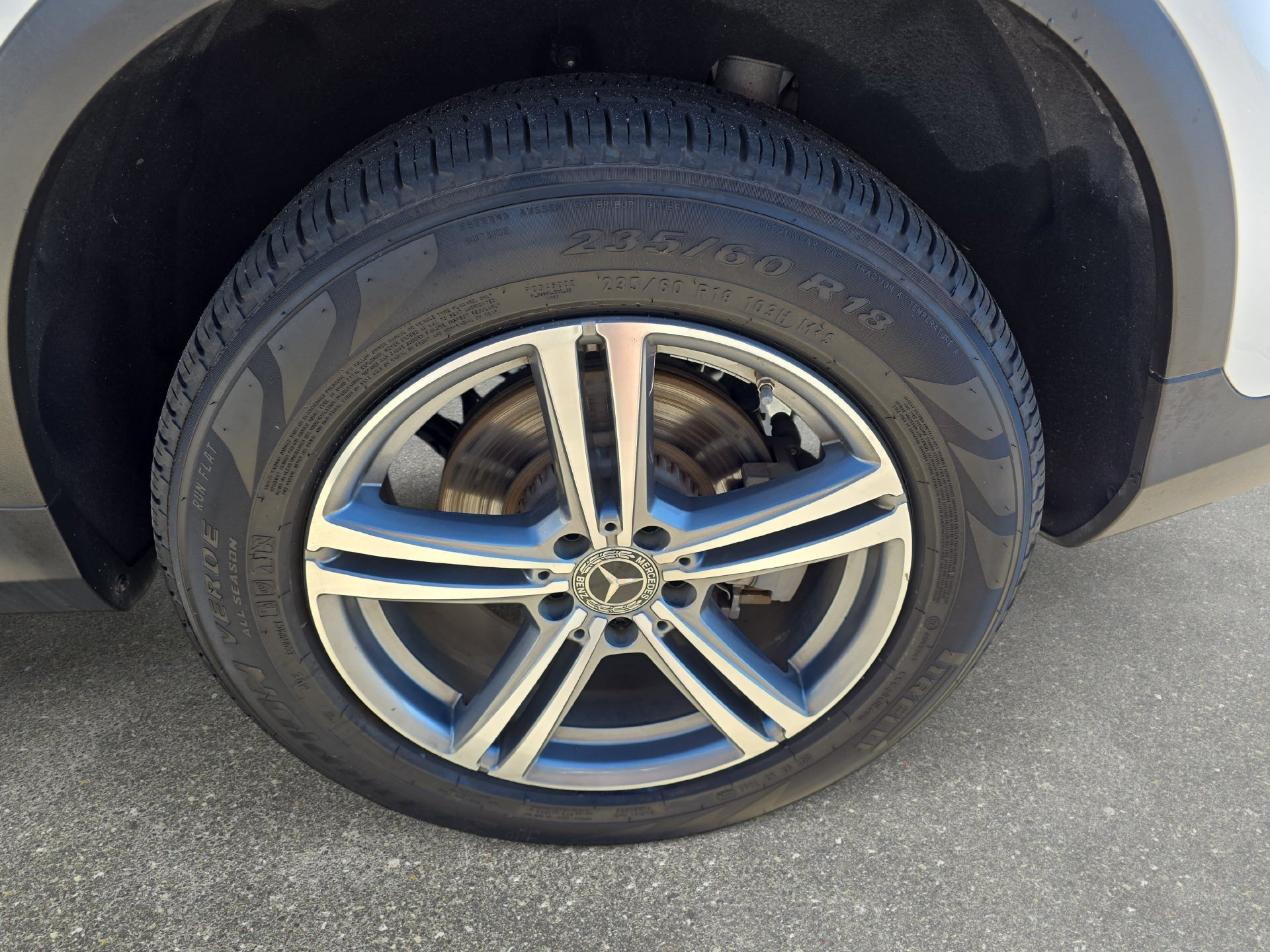 Used 2021 Mercedes-Benz GLC 300 4MATIC image 32