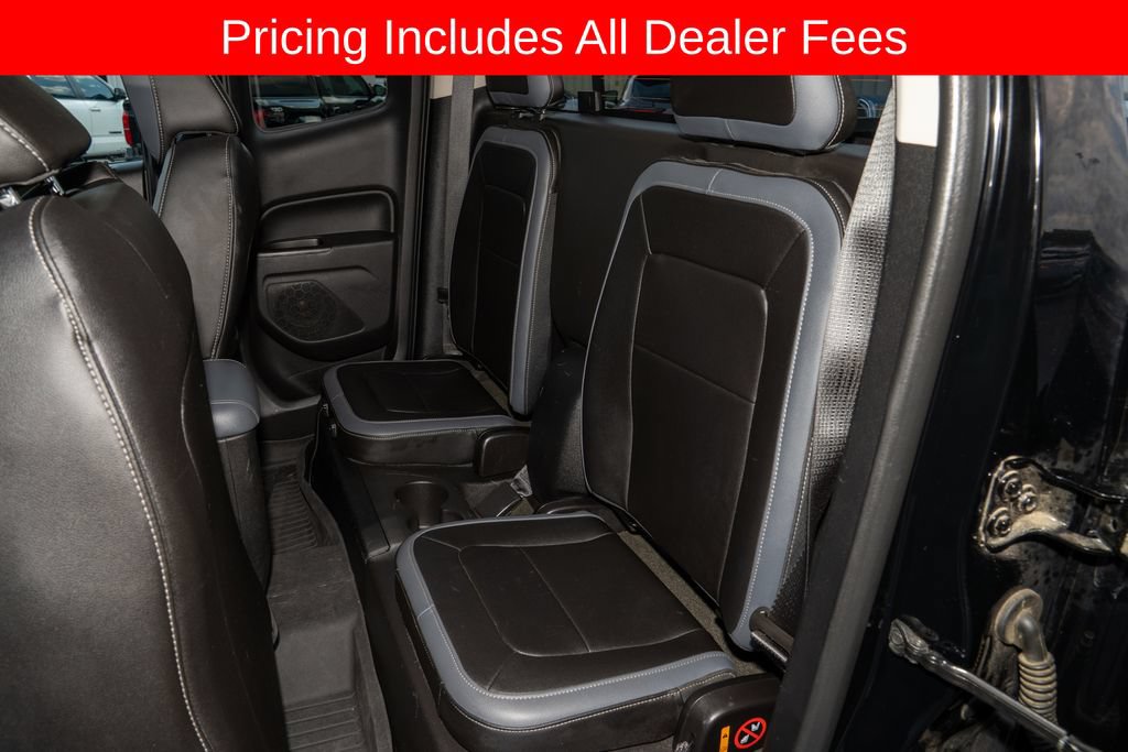 Used 2017 Chevrolet Colorado Z71 w/ Z71 Midnight Edition AWD/4WD image 8