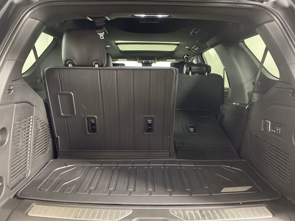 New 2026 GMC Yukon AT4 Ultimate w/ LPO, Floor Liner Package image 26