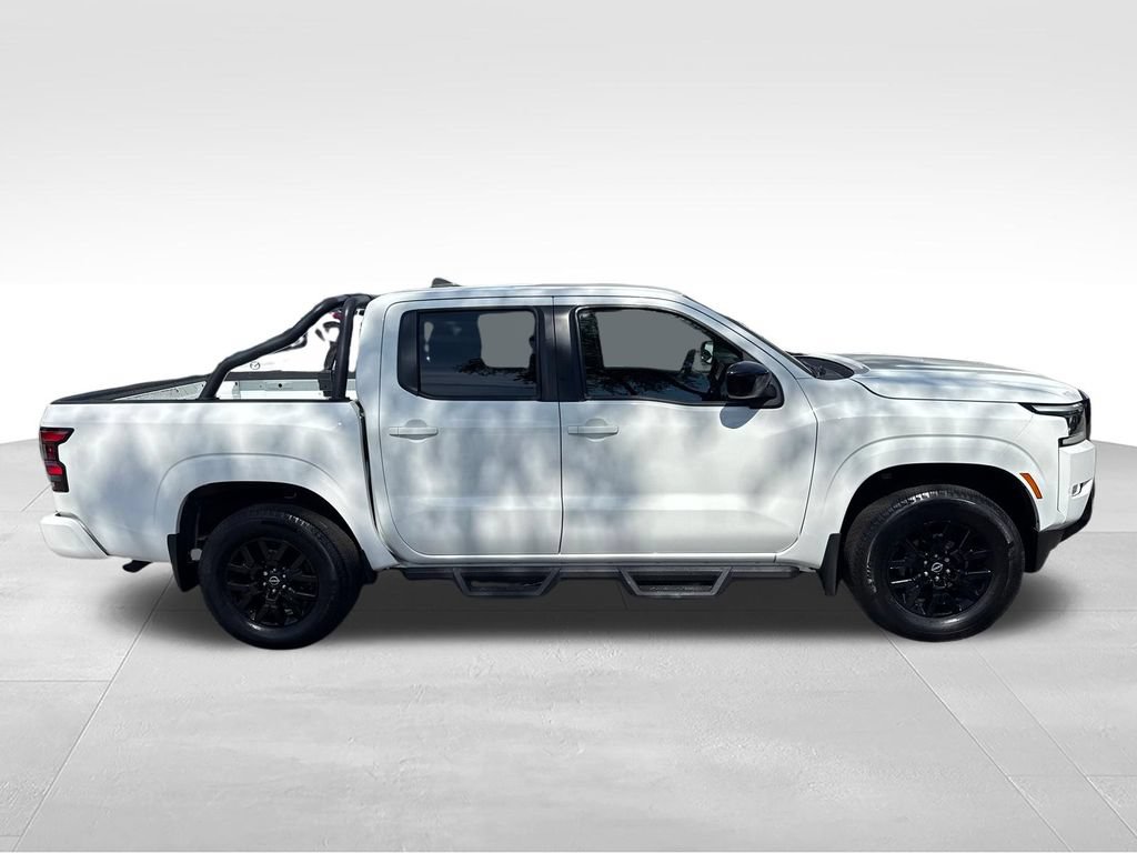Used 2023 Nissan Frontier SV w/ Midnight Edition Package AWD/4WD image 8