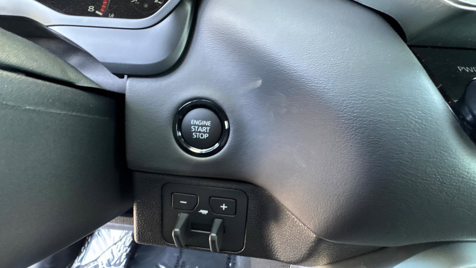 New 2026 Toyota Tundra Platinum image 16