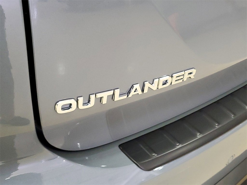 New 2025 Mitsubishi Outlander Trail Edition image 10