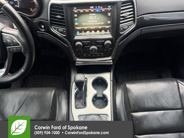 Used 2017 Jeep Grand Cherokee Trailhawk w/ Trailhawk Luxury Group AWD/4WD image 28