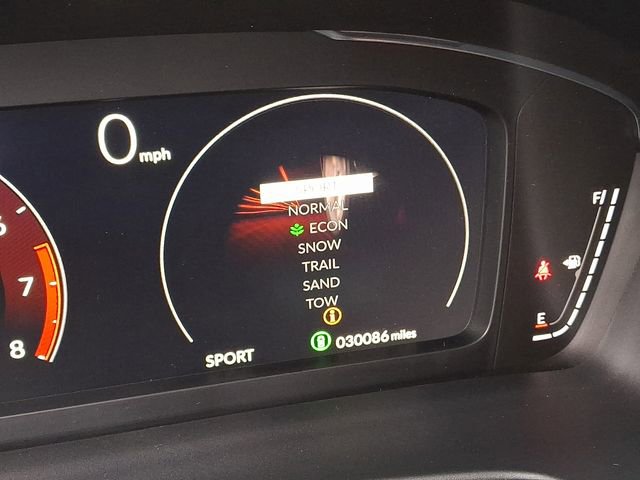 Certified 2025 Honda Pilot Black Edition image 28