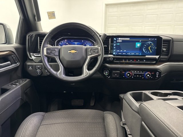 Used 2025 Chevrolet Silverado 1500 LT image 24