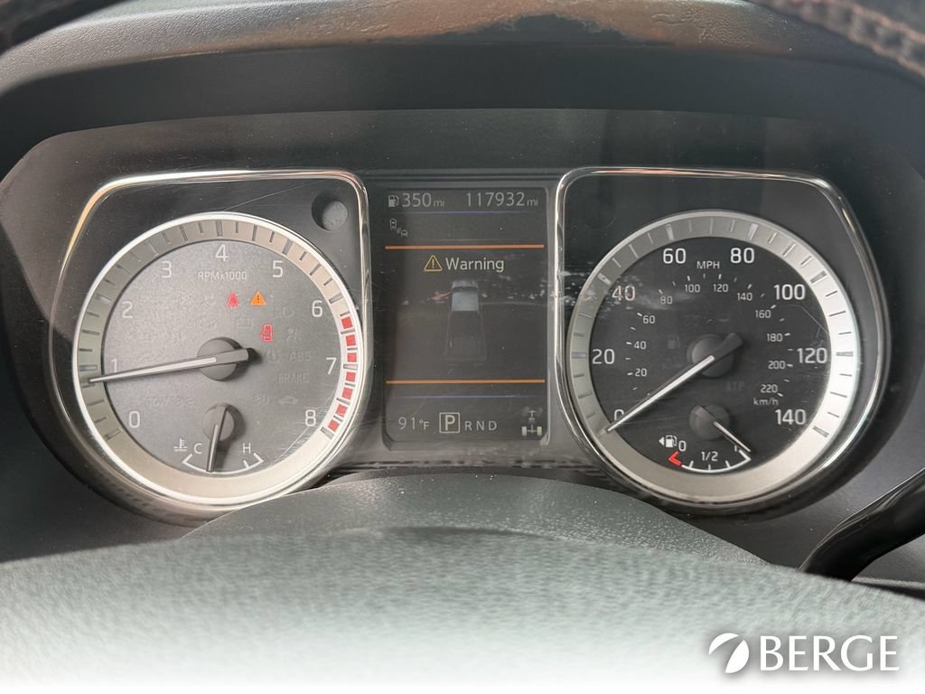 Used 2019 Nissan Titan Platinum Reserve AWD/4WD image 37