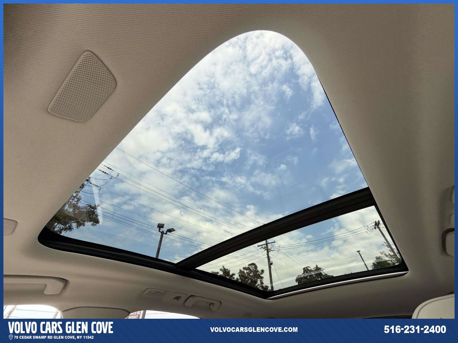 Used 2025 Volvo XC60 T8 Ultra w/ Protection Package Premier AWD/4WD image 36