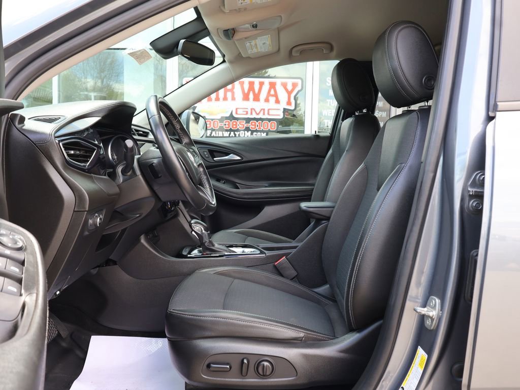 Used 2021 Buick Encore GX Preferred w/ Cold Weather Comfort Package image 12